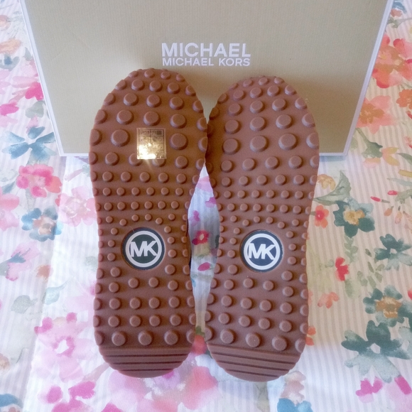 Michael Kors Monroe Trainer Sneakers - Picture 8 of 14